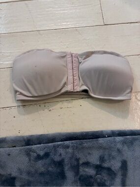 Women's Strapless Bra Front Closure Wireless Bralette Bandeau Bra Push Up Bras